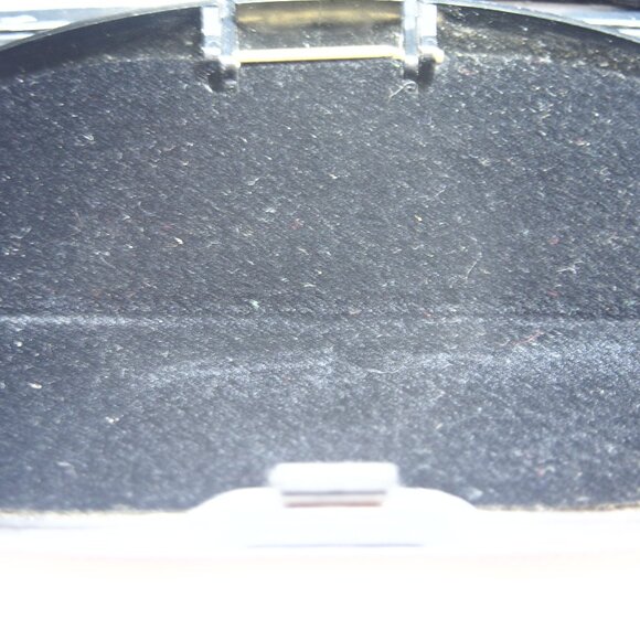 Carrera Porsche Hard Case for Sunglasses and Spare Interchangeable Lenses - Picture 9 of 16